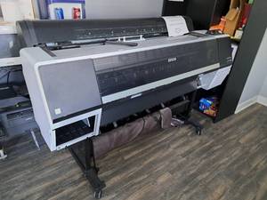 lot 949 image: Epson SureColor P9000 K281A 44 Large Format Inkjet Printer