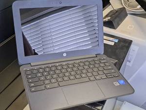 lot 970 image: HP Chromebook 11 G5 EE Laptop Computer