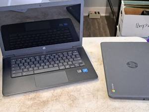 lot 972 image: Lot of (2) HP Chromebook 14 Laptop Computer