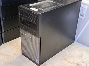lot 975 image: Dell Optiplex 3020 Desktop PC