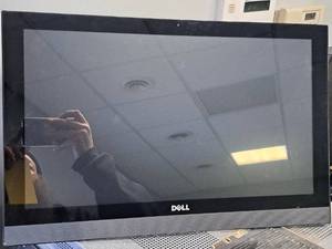 lot 967A image: Dell Inspiron 20 20 All-In-One Touch Screen Personal Computer