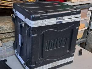 lot 1048 image: Gator Cases Rack-Mount Portable Road Case