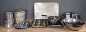 lot 257 image: Kitchen Essentials Farberware Fryer, Cupcake Pans, Cookie Sheets, Pizza Pan, & More M