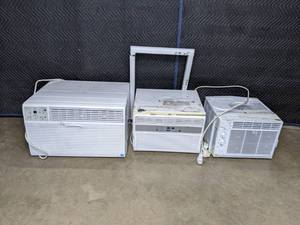 lot 276 image: (3) Window Air Conditioners (GE, Crosley, Midea) M