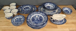 lot 286 image: Staffordshire Liberty Blue China Dinnerware Set T