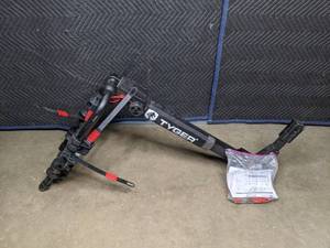lot 309 image: Tyger TG-RK4B102B Bike Rack Holds Up To 4 Bikes  T