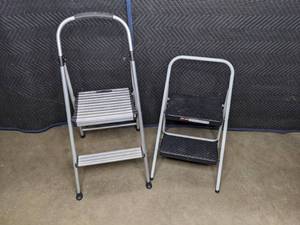 lot 339 image: (2) Cosco Step Stools W