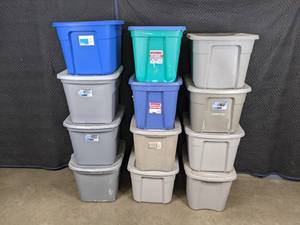 lot 364 image: Assortment of (12) Plastic Totes Sterilite, Room Essentials, Incredible Plastics, & More X