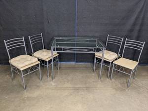 lot 320 image: Vecelo 5 Piece Dining Table Set with Tempered Glass Top Table and 4 Silver Chairs with Tan Cushions W