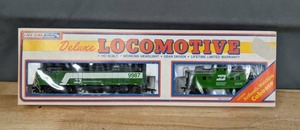 lot 346 image: Green and White Burlington Northern Life-Like Deluxe Locomotive Toy  D