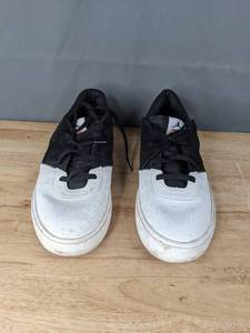 lot 325 image: Nike Jordan Series ES Sneakers Mens Size 14 W