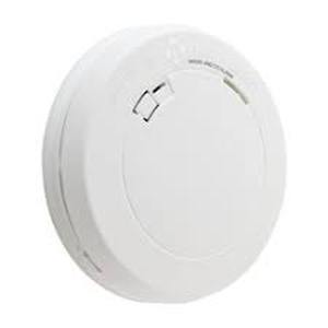 lot 38 image: First Alert 2-In-1 Protection - Smoke & Carbon Monoxide Alarms  2 pack
