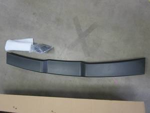 lot 175 image: Plastic Spoiler for Unknown Model of Vehicle (SEE PHOTOS)