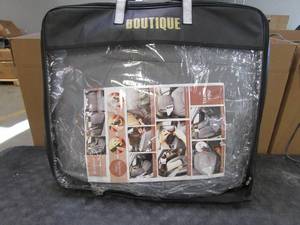 lot 183 image: Gray Seat Covers (OPEN PACKAGING)