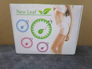 lot 207 image: New Leaf Smart Weighted Hula Hoop for Adults in Green (OPEN BOX)