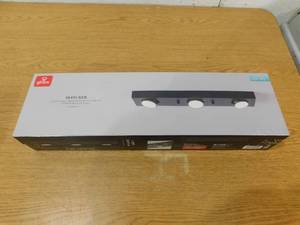 lot 21 image: (2) Bleecker 1.6 ft. 3-Light Matte Black Integrated LED Fixed Track Lighting Kit