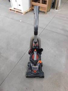 lot 44 image: Eureka PowerSpeed Multi-Surface Upright Bagless Vacuum Cleaner