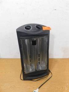 lot 49 image: Comfort Zone 1500-Watt Electric Quartz Infrared Radiant Tower Heater