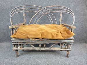 lot 348 image: Small Willow Bench with Cushion - NO SHIPPING