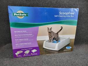 lot 357 image: PetSafe ScoopFree Self-Cleaning Litter Box
