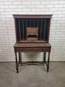 lot 184 image: Antique Wood Desk - Approx. 51.5 x 31 x 16 - NO SHIPPING