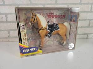 lot 193 image: BREYER Roy Rogers Trigger - No. 758 of the Hollywood Horses Series