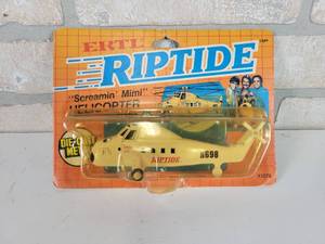 lot 194 image: 1984 ERTL Riptide Screamin Mimi Diecast Helicopter