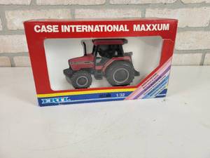 lot 214 image: ERTL CaseIH 5120 Tractor Diecast Model - 132 Scale in Original Box