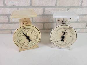 lot 300 image: Pair of Antique HANSON Gram Scales - 500 and 1000 Gram
