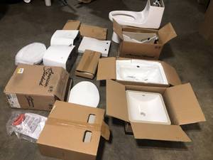 lot 19 image: Lot of assorted Toilets Parts various models and conditions