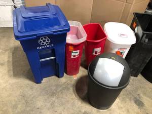 lot 52 image: Lot of Assorted Plastic Bins and storage containers some missing tops Customer Returns See Pictures