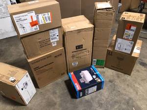 lot 54 image: Lot of assorted lightning various Models and conditions  customer returns see pictures