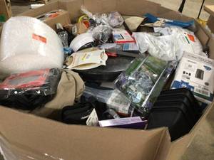 lot 8 image: Gaylord with assorted Plumbing Items and Accessories, Customer returns, review all pictures