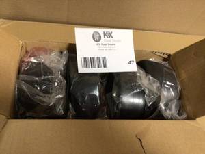 lot 47 image: Husky Caster set