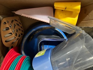 Multiple pet feeding dishes