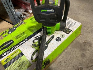 cordless chainsaw