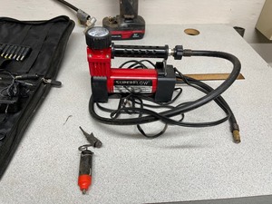 2 small air compressors