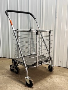 lot 45 image: Easy Climb Cart