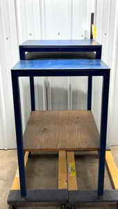 lot 50 image: Metal Stand