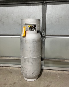 lot 232 image: Forklift LP Tank