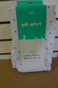 lot 41 image: Pillowfort Twin Microfiber Fitted Sheet -Micro Star