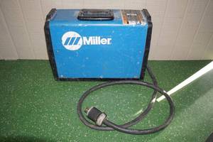 lot 51 image: Miller CST 280 StickTIG Welding Power Source