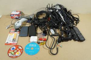 lot 115 image: Assorted CordsGaming - Barcode Scanner, Fish Finder Parts