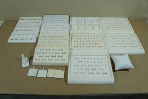 lot 117 image: Ring and Earring Displays