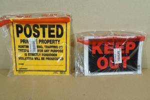 lot 121 image: 6- 11x11Private Property & 6- 8x12 Keep Out Signs