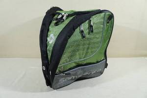 lot 168 image: Samsonite Style 6613 Boot Bag