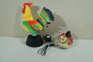 lot 188 image: Tin Type Chicken Toy and Rooster Light