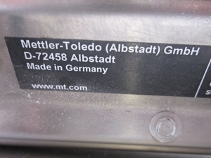 lot 13 image: Mettler Toledo IND890 Weighing Terminal IND890-HMI-15 Desk