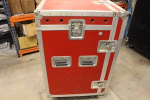 lot 3 image: Used Travel  Road Cases - 2 WITH WHEELS