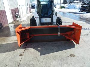 lot 1 image: 2013 Bob Cat Snow Blade